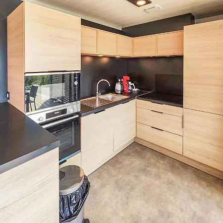 Gorgeous In With Kitchen