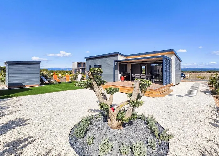 Gorgeous In With Kitchen